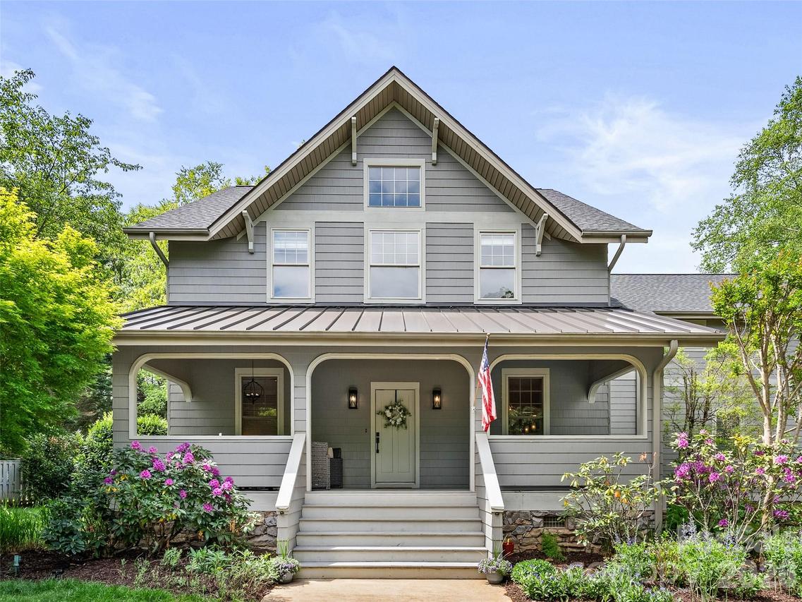 1066 Columbine Rd., Asheville, NC 28803