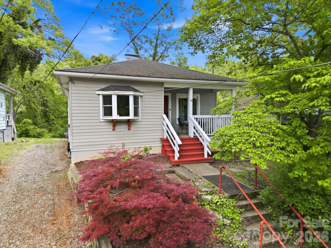 144 Clingman Ave., Asheville, NC 28801
