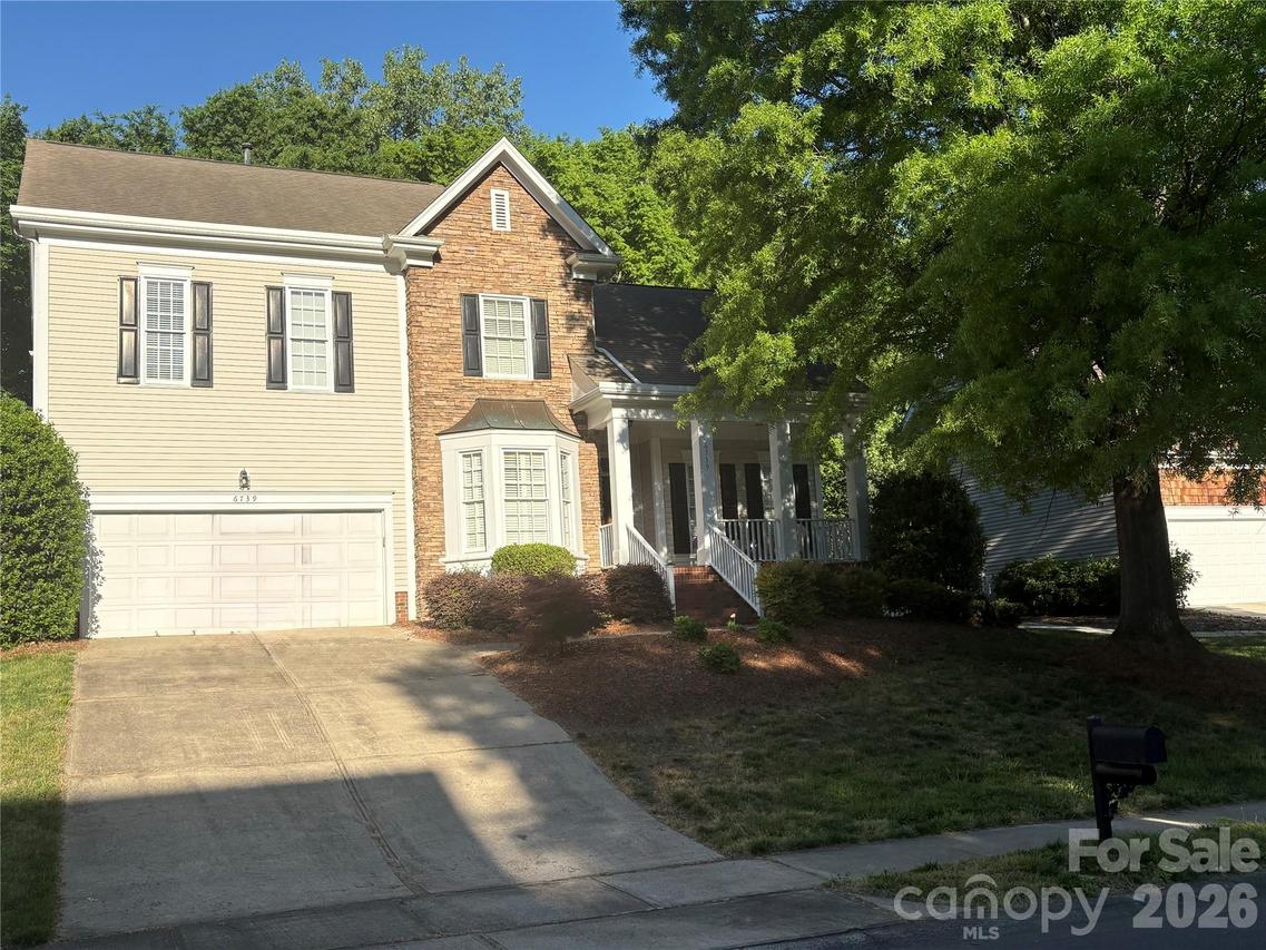 6739 Red Maple Dr., Charlotte, NC 28277