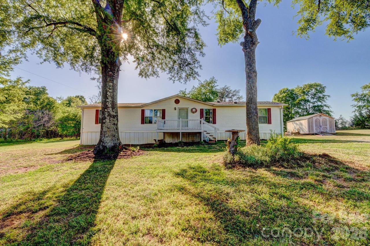 2526-1 Shoal Creek Church Rd., Shelby, NC 28152