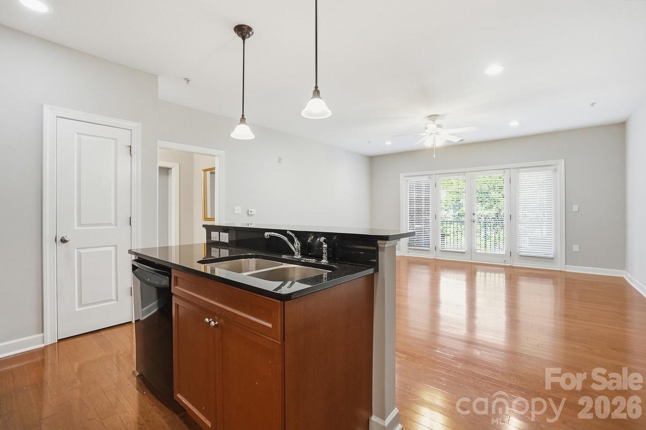 1829 Kenilworth Ave. #204, Charlotte, NC 28203