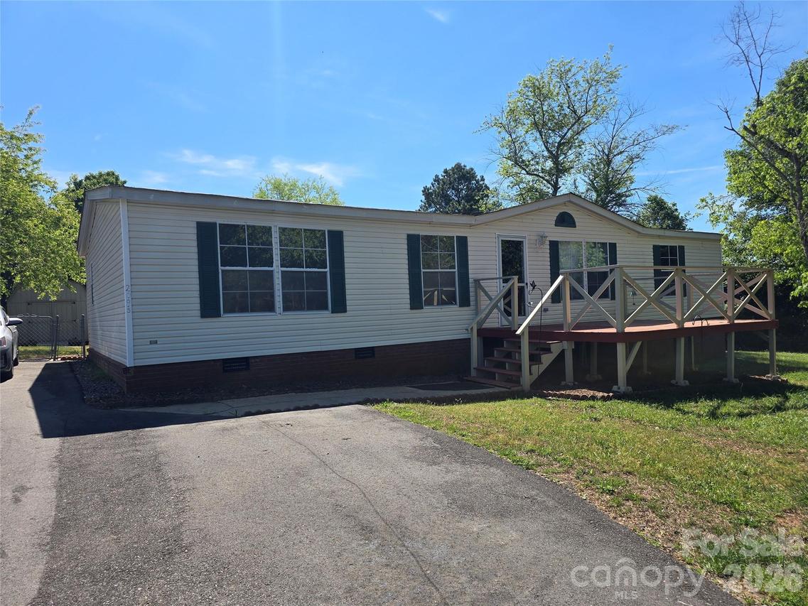 2095 Wildwood Dr. #19, Hickory, NC 28601