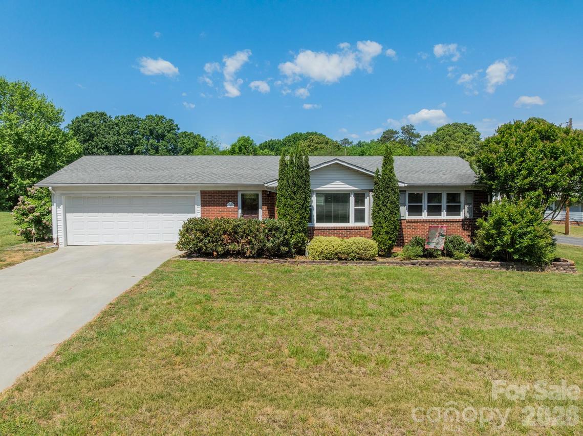 307 Winona Ave., Kannapolis, NC 28081