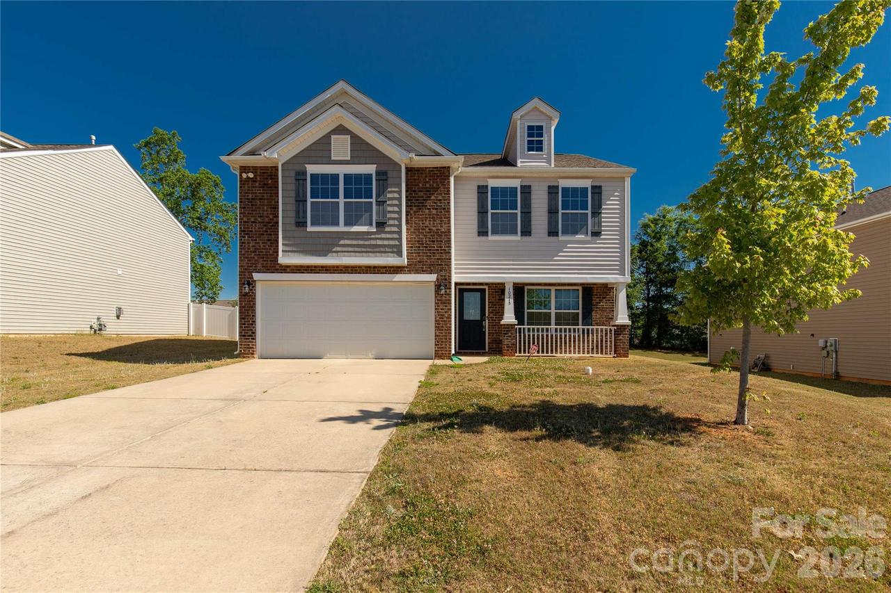 10215 Bradstreet Commons Way, Charlotte, NC 28215