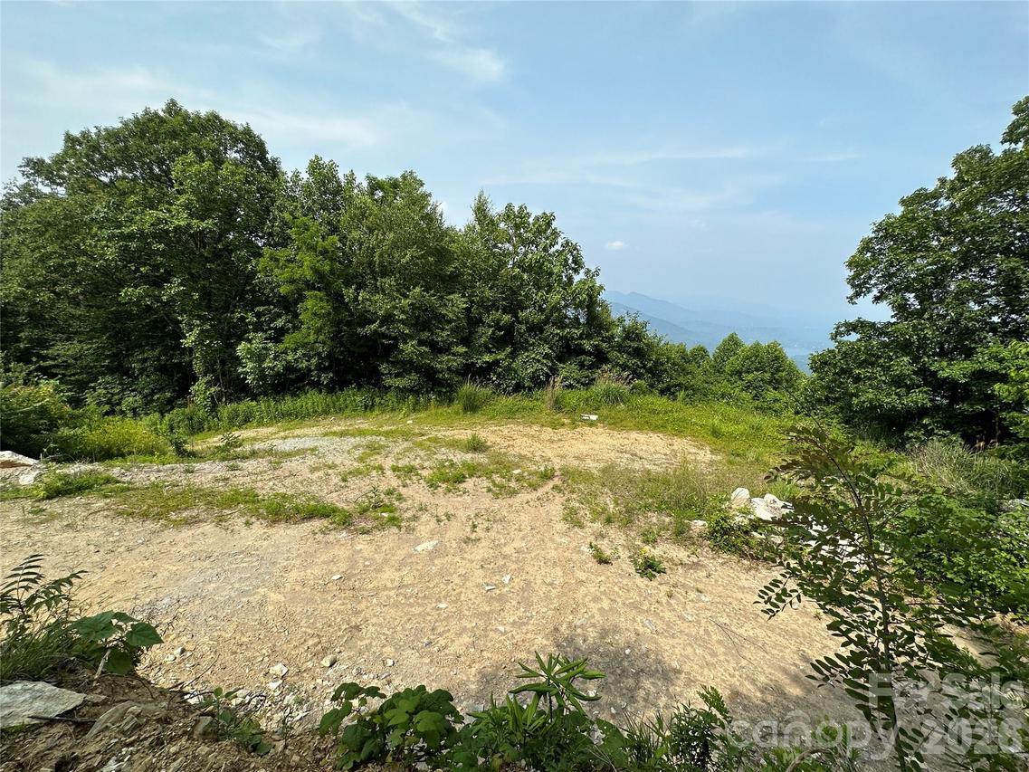 1170 Gabe Laugher Rd., Hendersonville, NC 28792