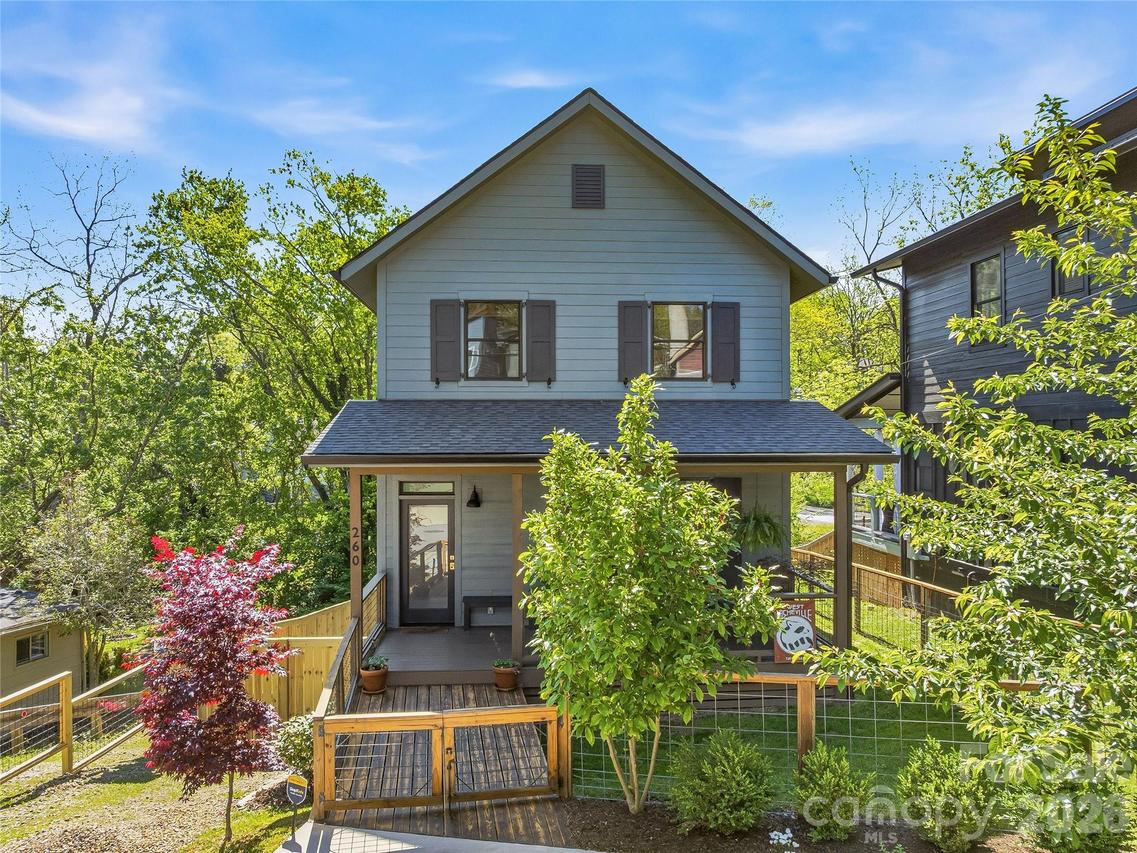 260 Waynesville Ave., Asheville, NC 28806