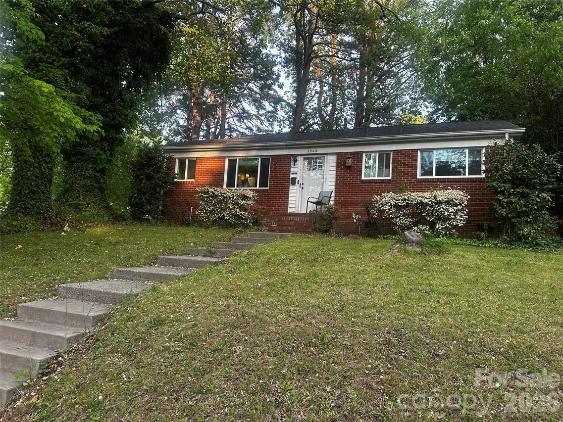 3942 Glenville Ave., Charlotte, NC 28215