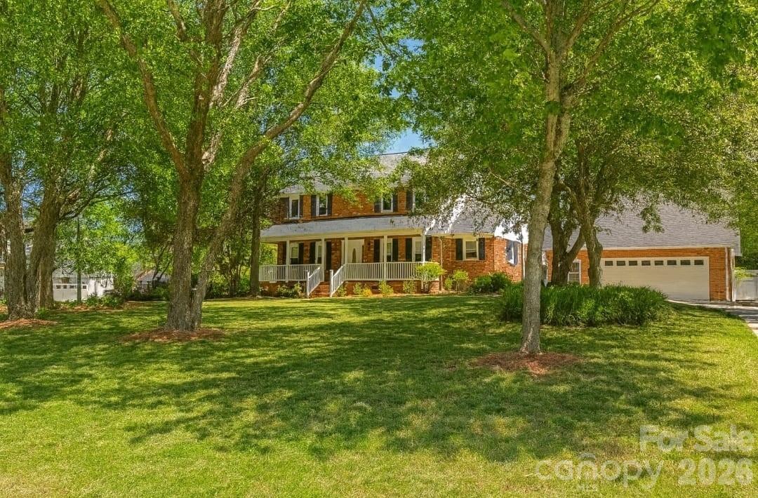 8225 Kensington Ln., Harrisburg, NC 28075