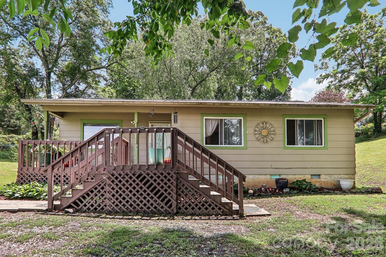 1 Camby St., Asheville, NC 28801