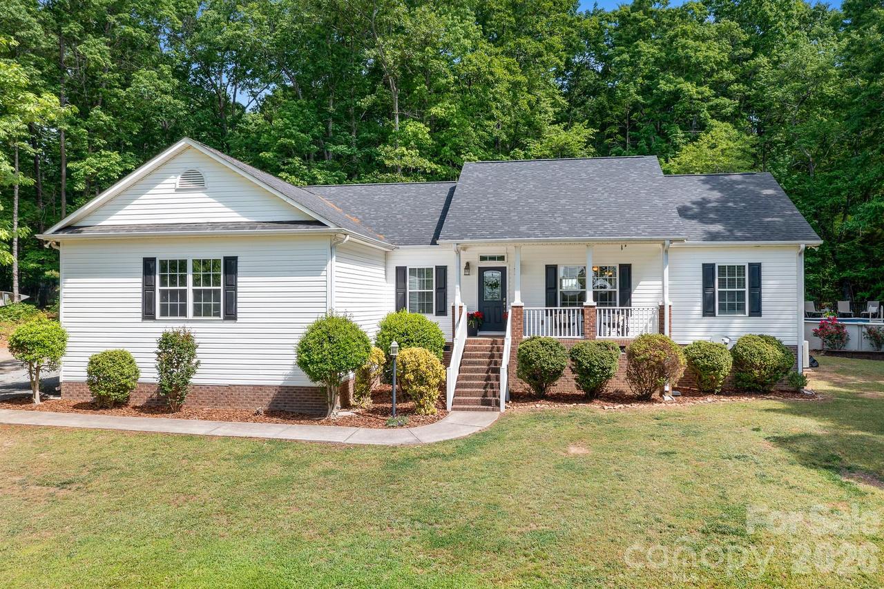 15877 Mallory Ln., Mount Pleasant, NC 28124