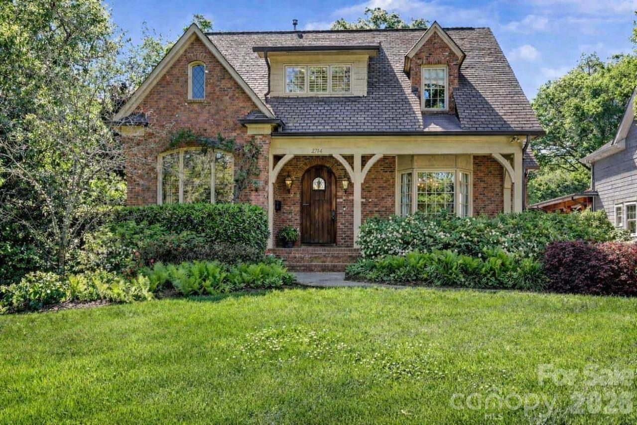 2744 Normandy Rd., Charlotte, NC 28209