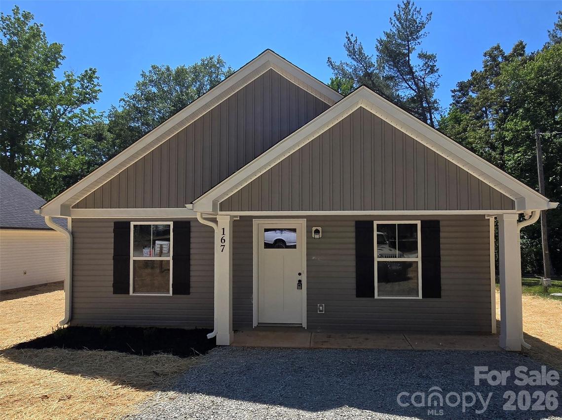 167 Hillcrest Rd., New London, NC 28127