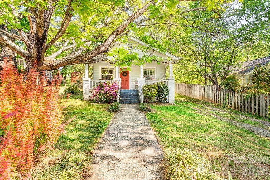 7 Tarpon Ave., Asheville, NC 28806