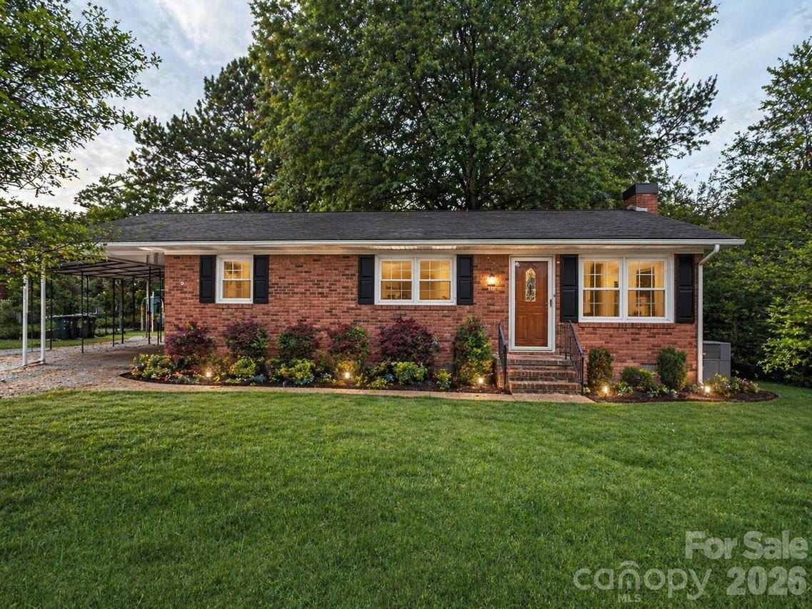 611 Westover St., Gastonia, NC 28054