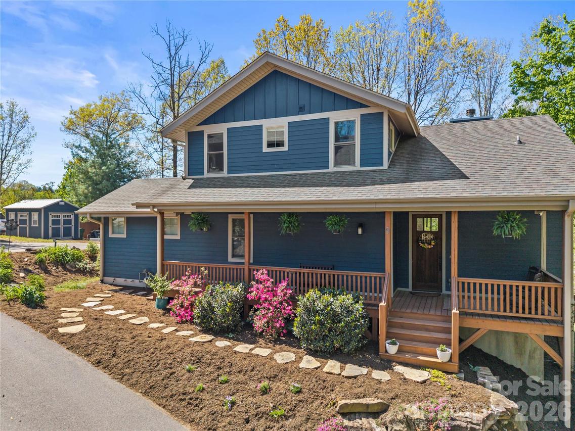 9 Elkmont Dr., Asheville, NC 28804