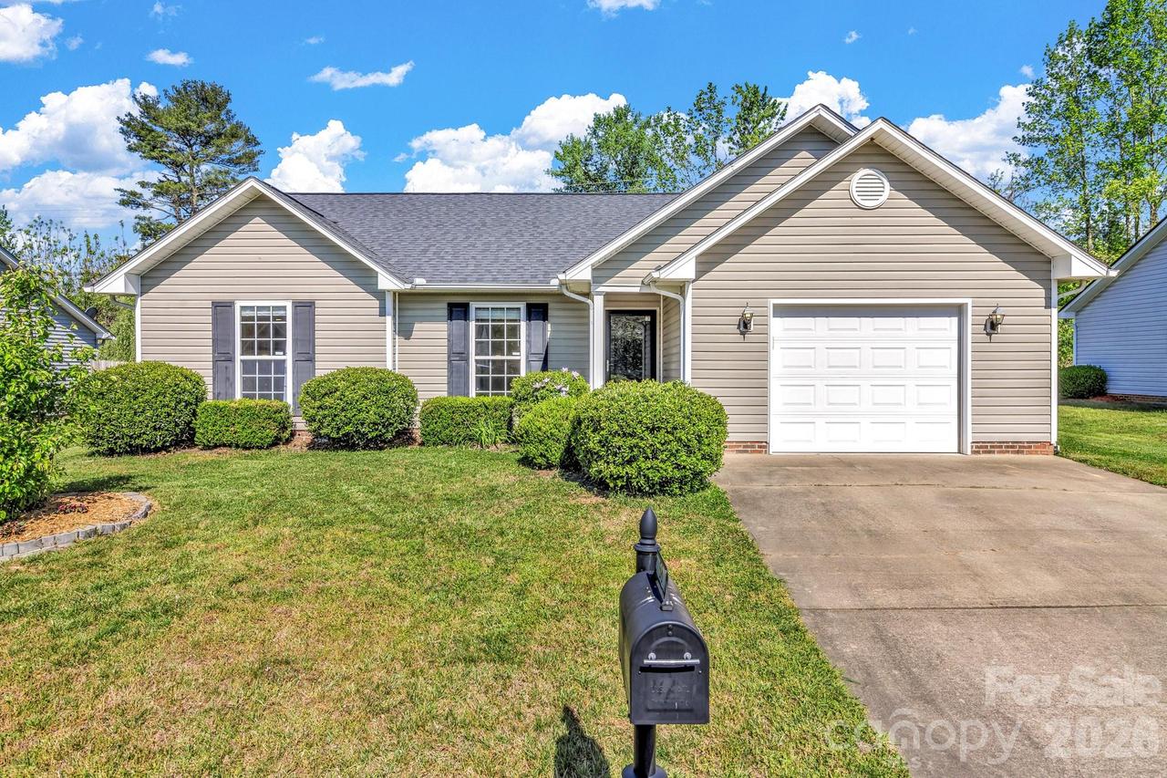 58 S Sunberry Tr., Fletcher, NC 28732