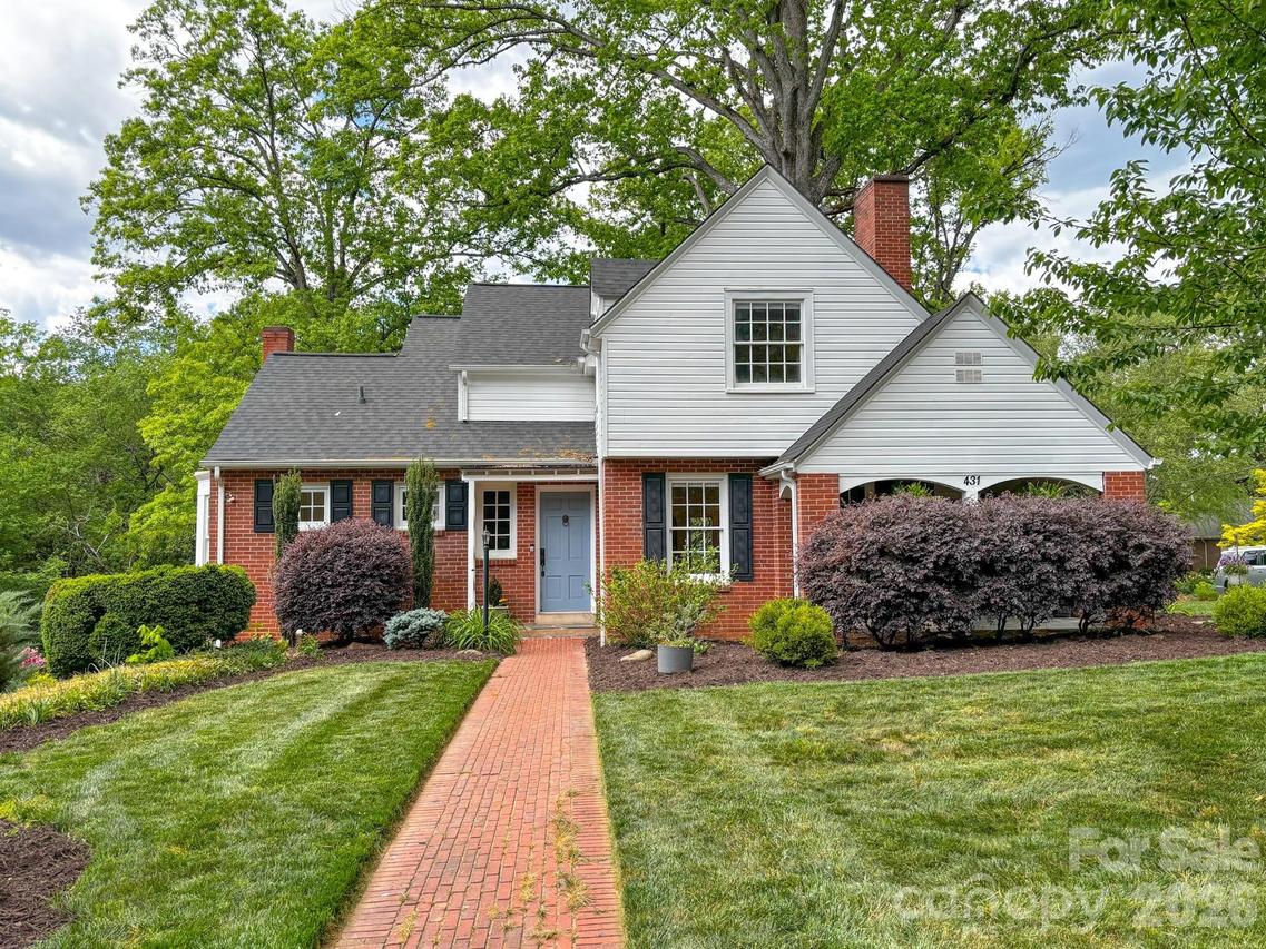 431 9th St., Hickory, NC 28601