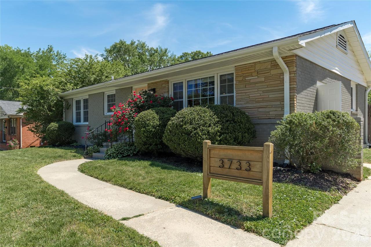3733 Sargeant Dr., Charlotte, NC 28217