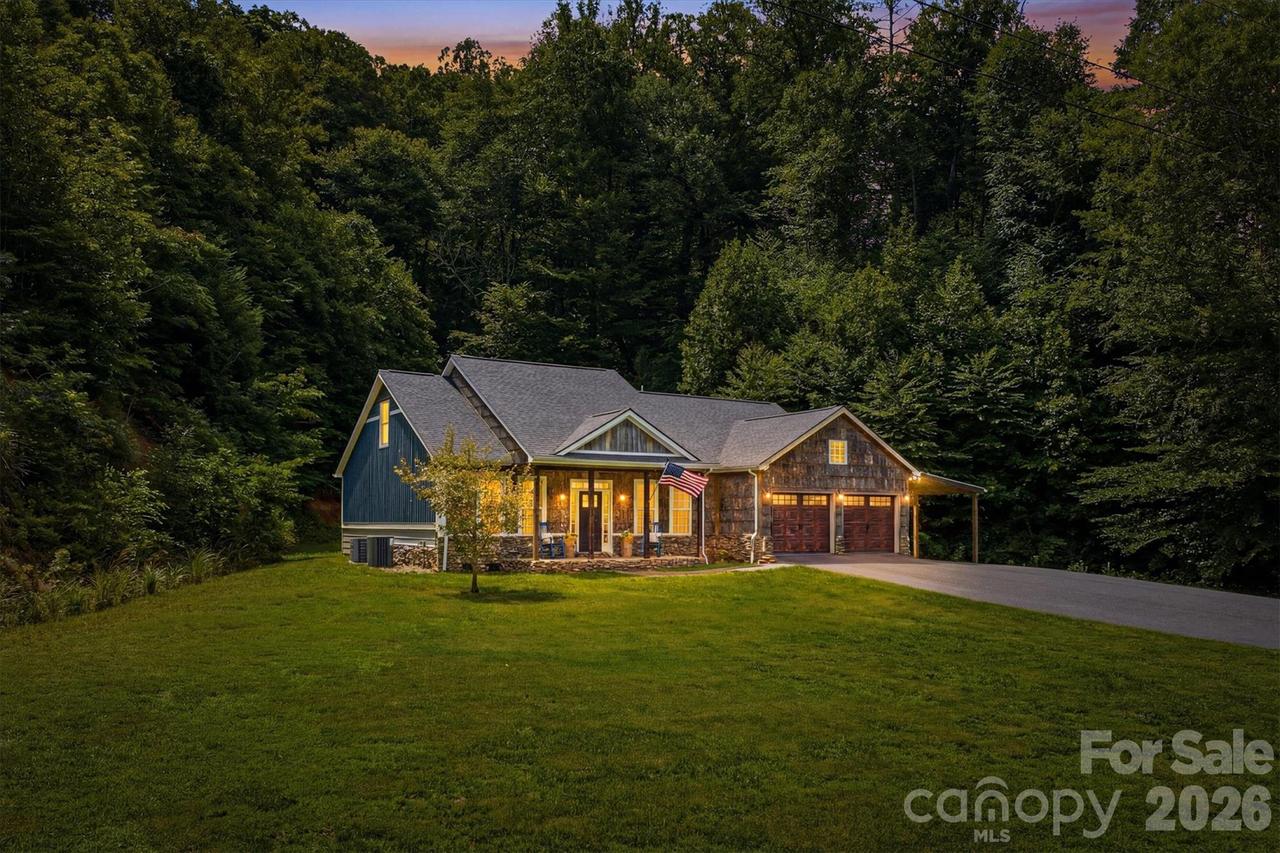 2570 Blowing Rock Blvd., Lenoir, NC 28645
