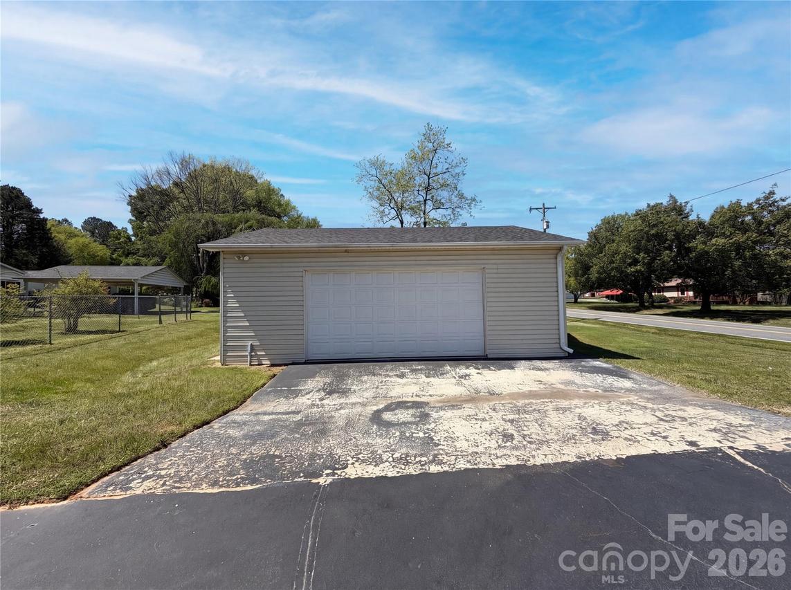 101 Forest Meadow Ln., Salisbury, NC 28144