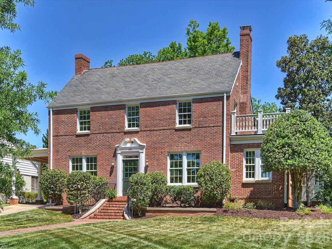242 Hillside Ave., Charlotte, NC 28209