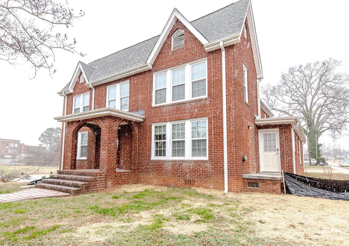 1101 N Main St., Salisbury, NC 28144