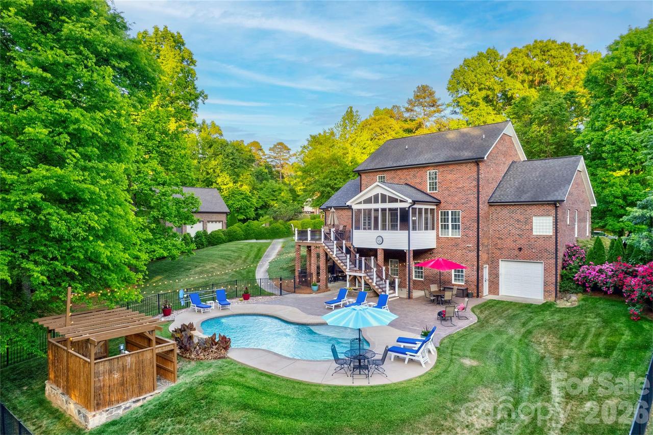 1390 Bennington Dr., Concord, NC 28027