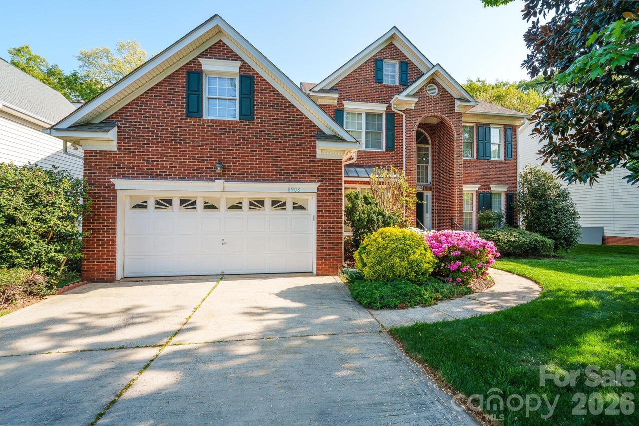 8908 Leinster Dr., Charlotte, NC 28277