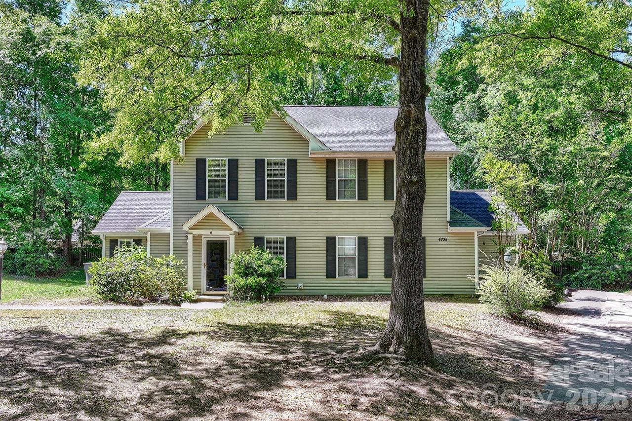 6725 Bevington Ridge Rd. #A/B, Charlotte, NC 28277