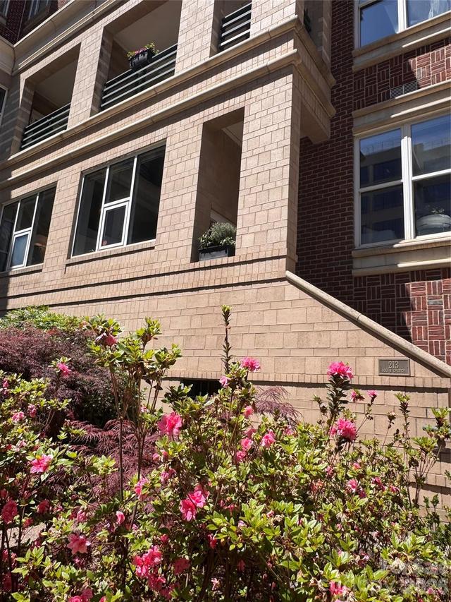 400 N Church St., Charlotte, NC 28202