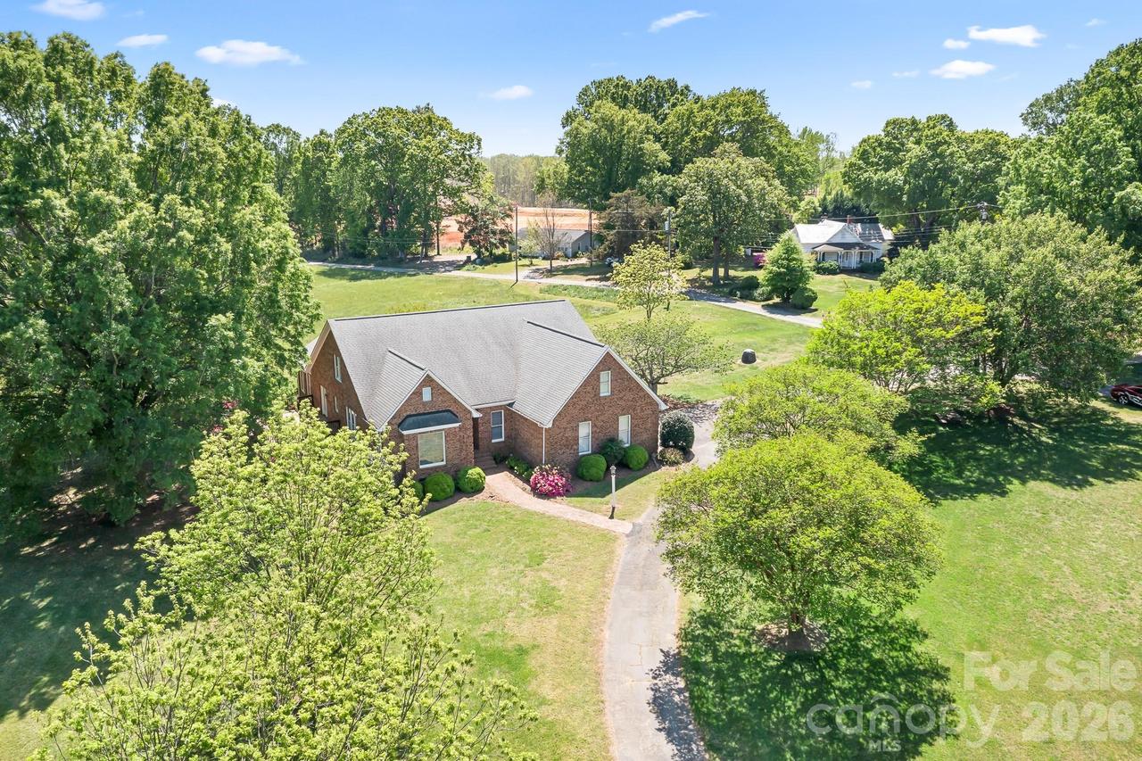 11690 Bain School Rd., Mint Hill, NC 28227