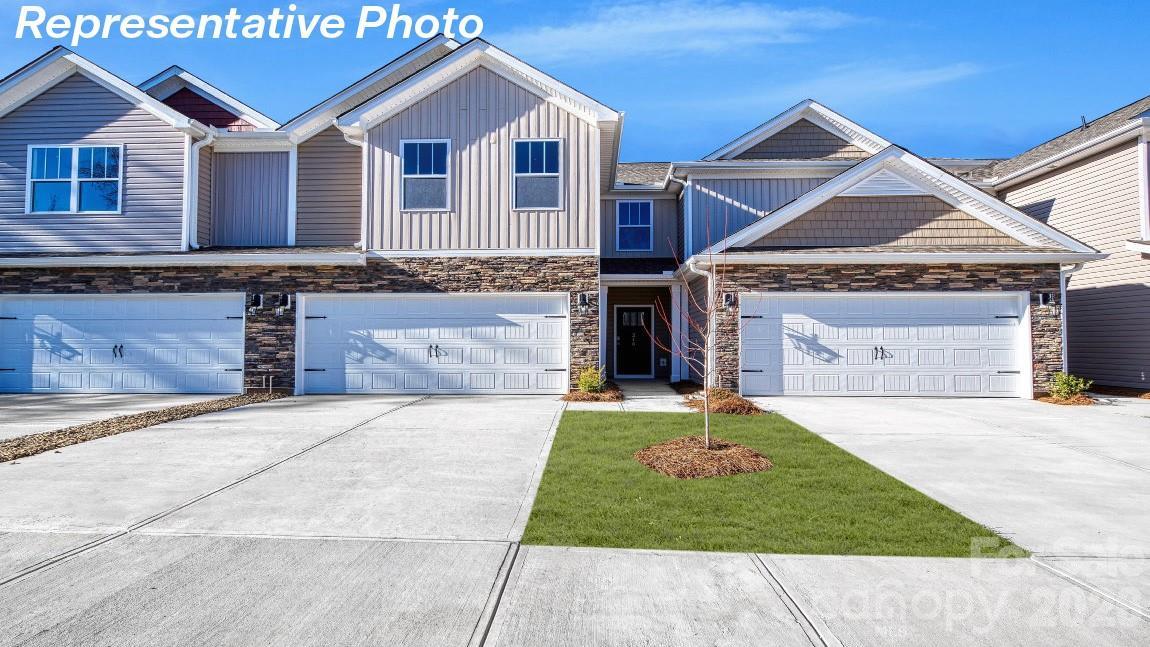 10441 Ambercrest Ct., Huntersville, NC 28078