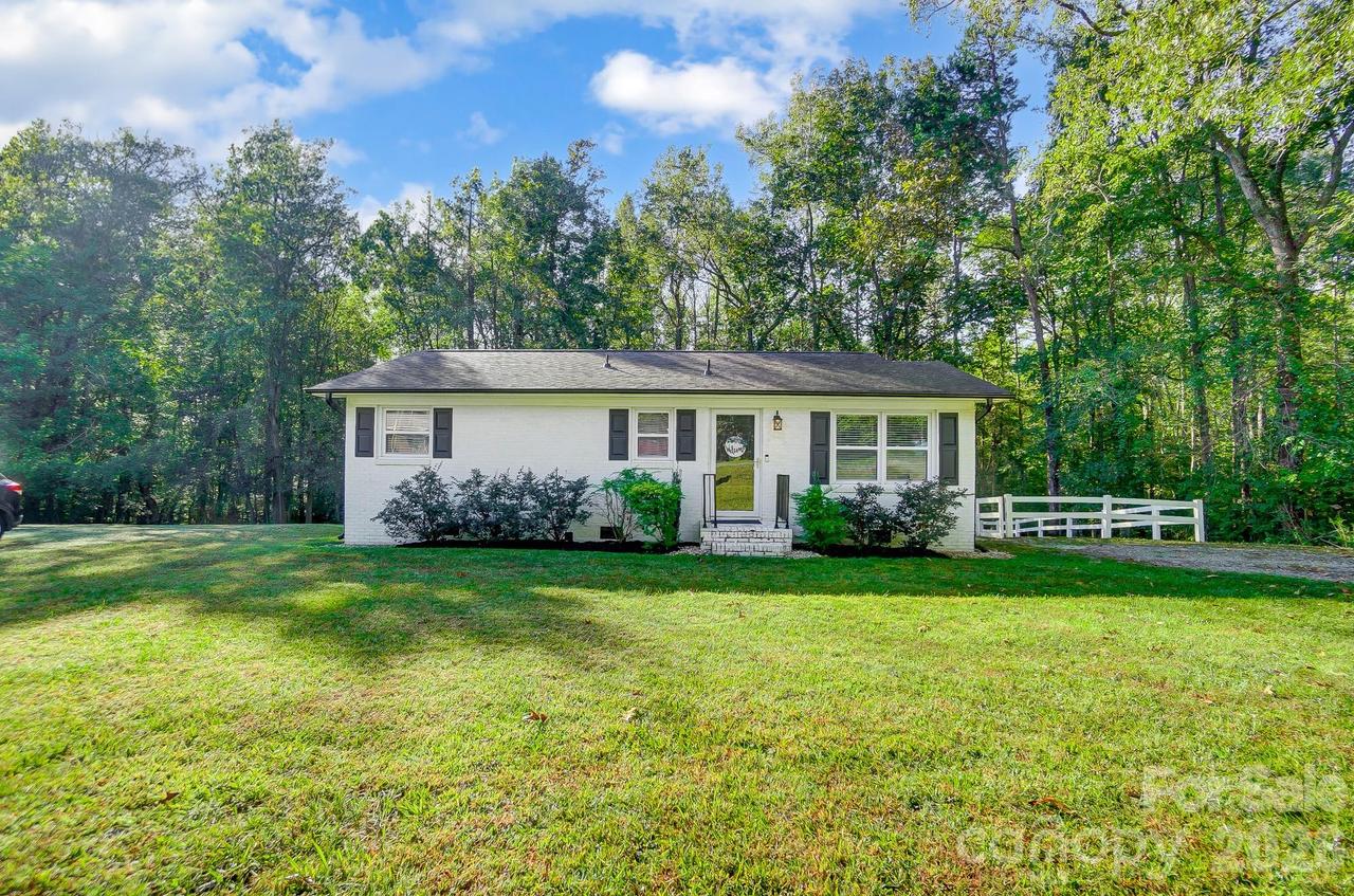 3800 Vanderburg Dr., Concord, NC 28025