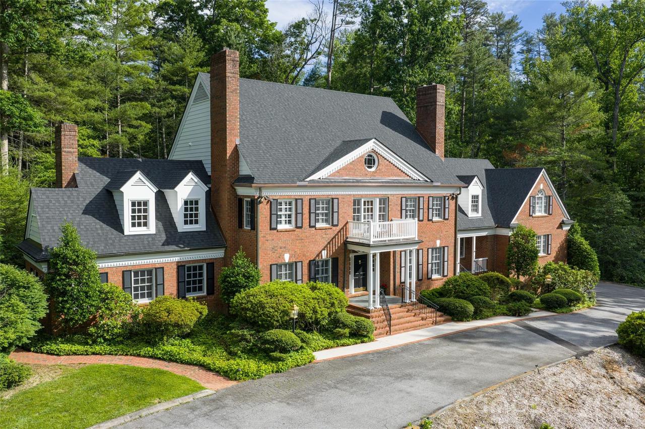 14 Brookside Rd., Asheville, NC 28803