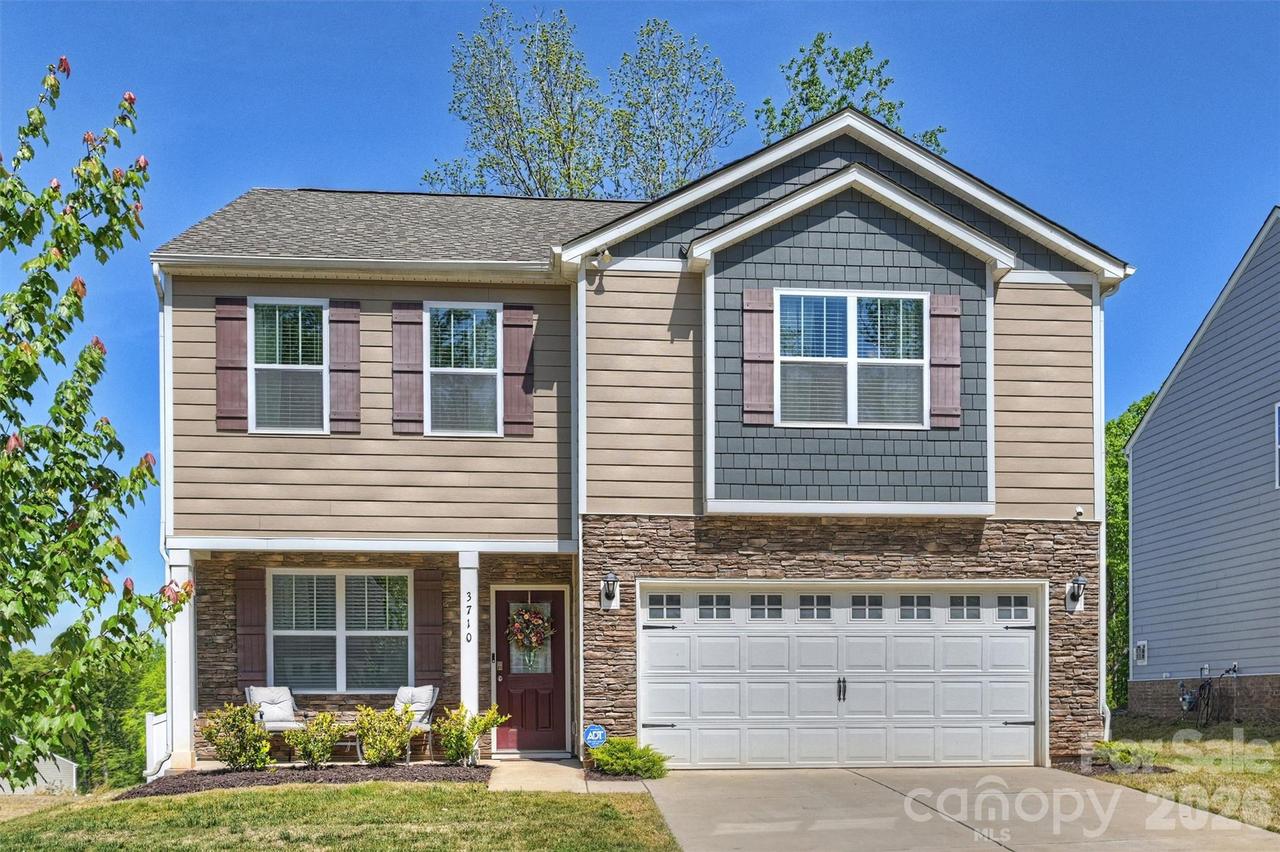 3710 Stanley Creek Dr., Mount Holly, NC 28120