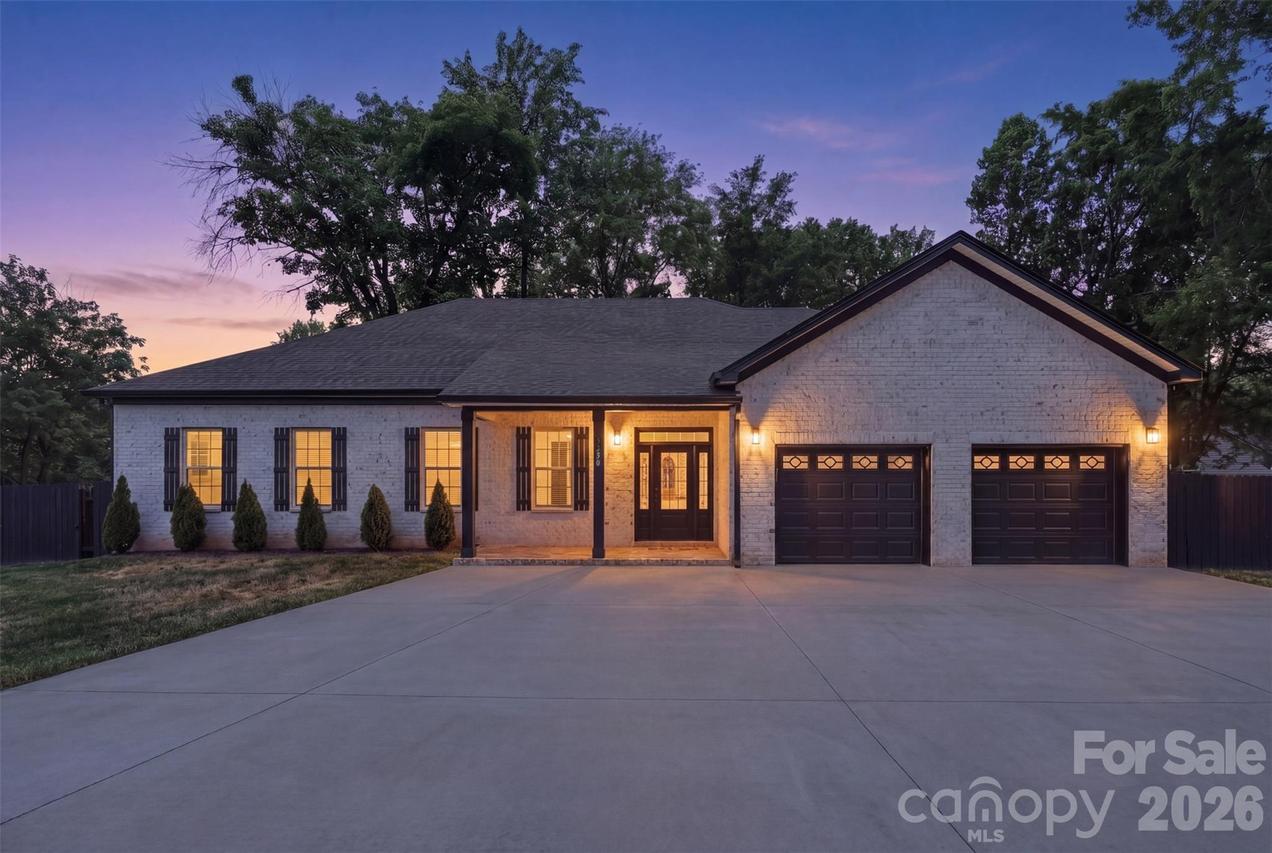 5330 Tuckaseegee Rd., Charlotte, NC 28208