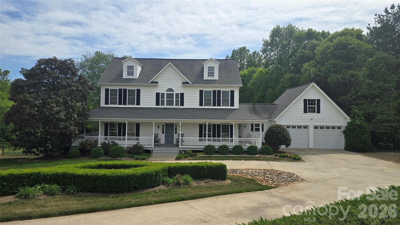 326 River Hills Ct., Taylorsville, NC 28681