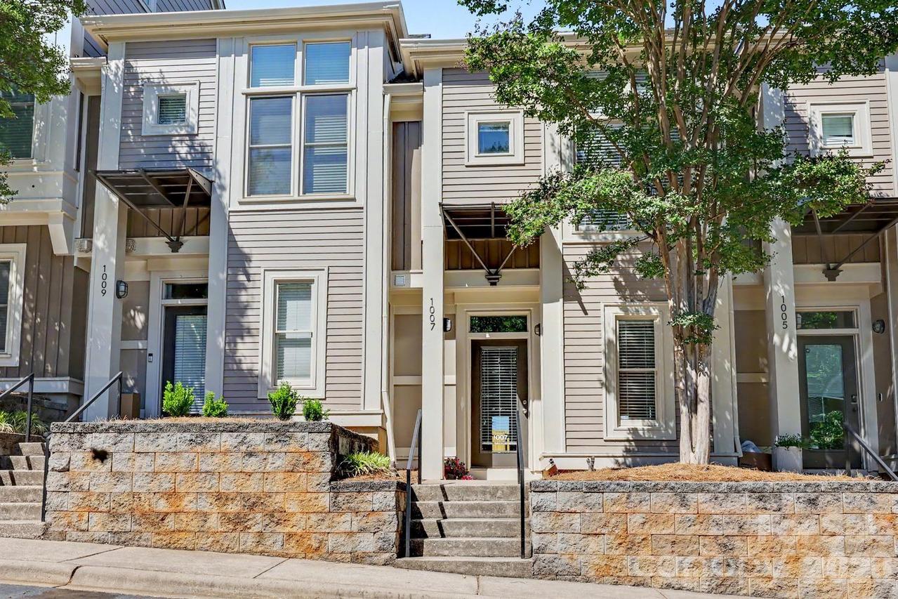 1007 Park West Dr., Charlotte, NC 28209