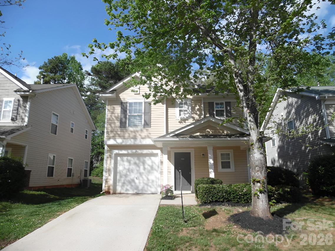 10242 Hugue Way, Charlotte, NC 28214