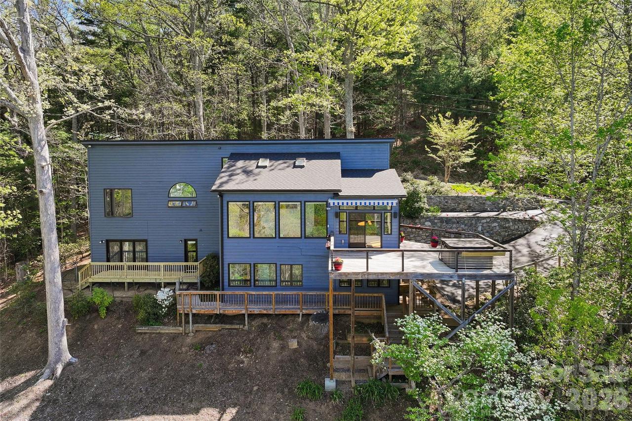 110 Crestwood Rd., Asheville, NC 28804