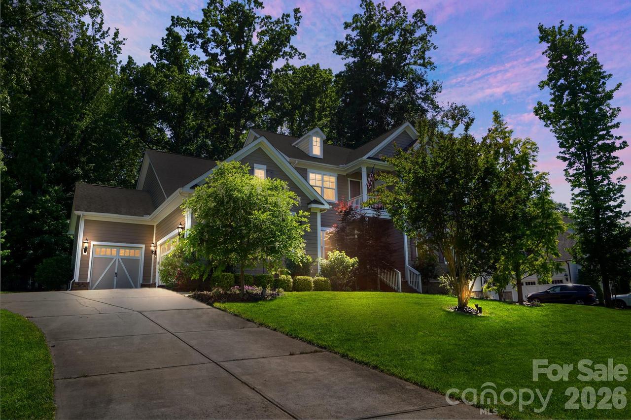 124 Shimmerlake Ln., Belmont, NC 28012