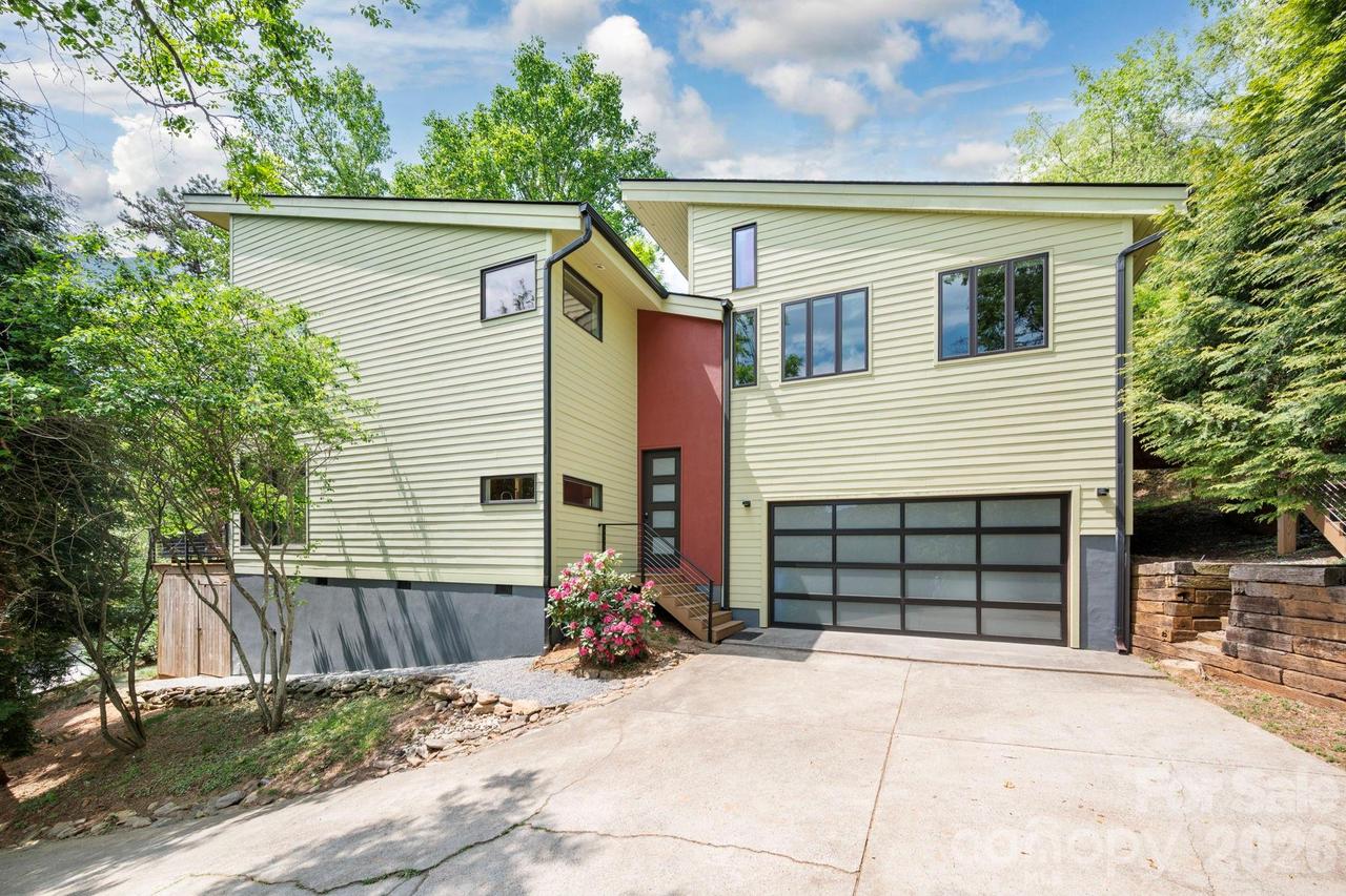 321 Barnard Ave., Asheville, NC 28804