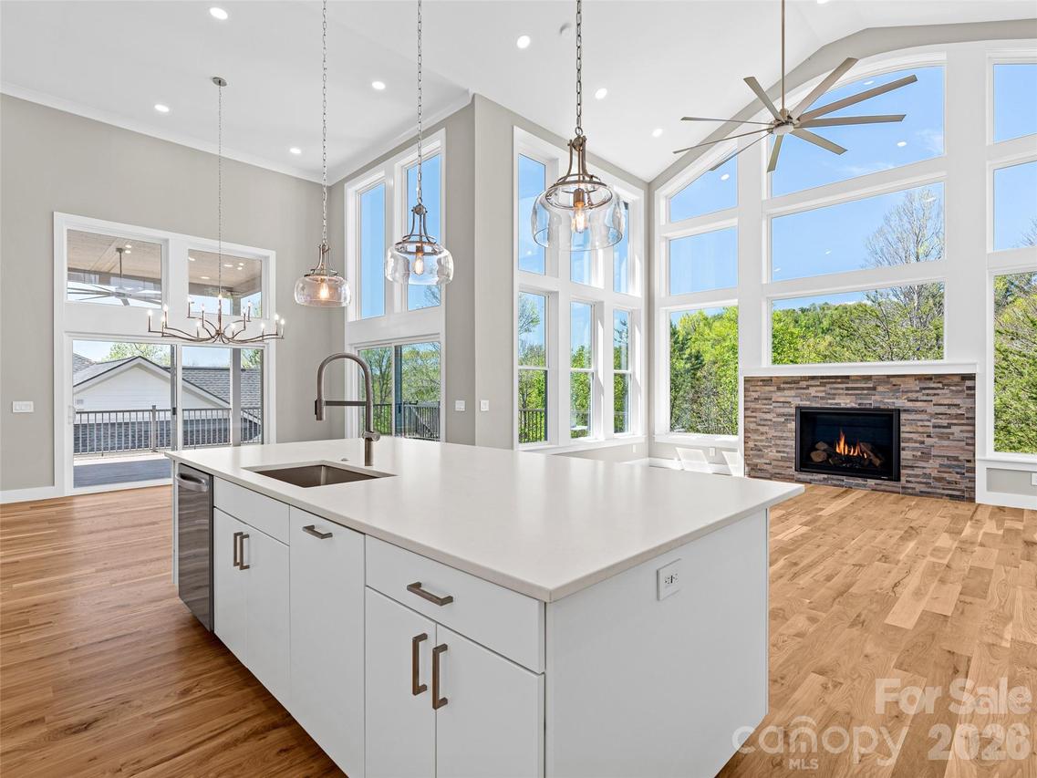 49 Al Dorf Dr., Weaverville, NC 28787