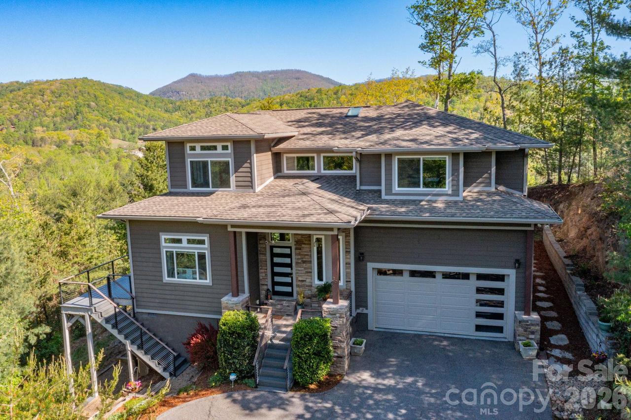 36 Spy Pointe Ln., Fletcher, NC 28732