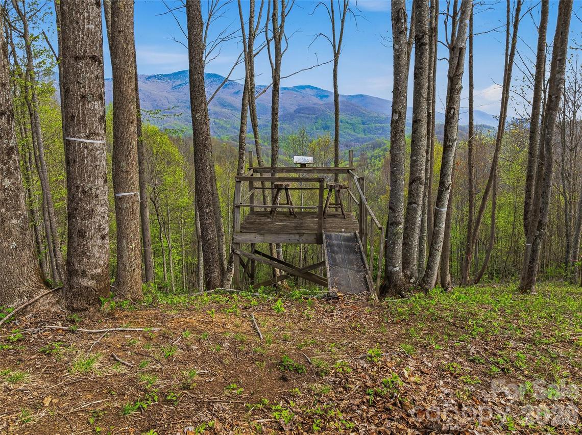 #227 Flying Dutchman Rd., Sylva, NC 28779
