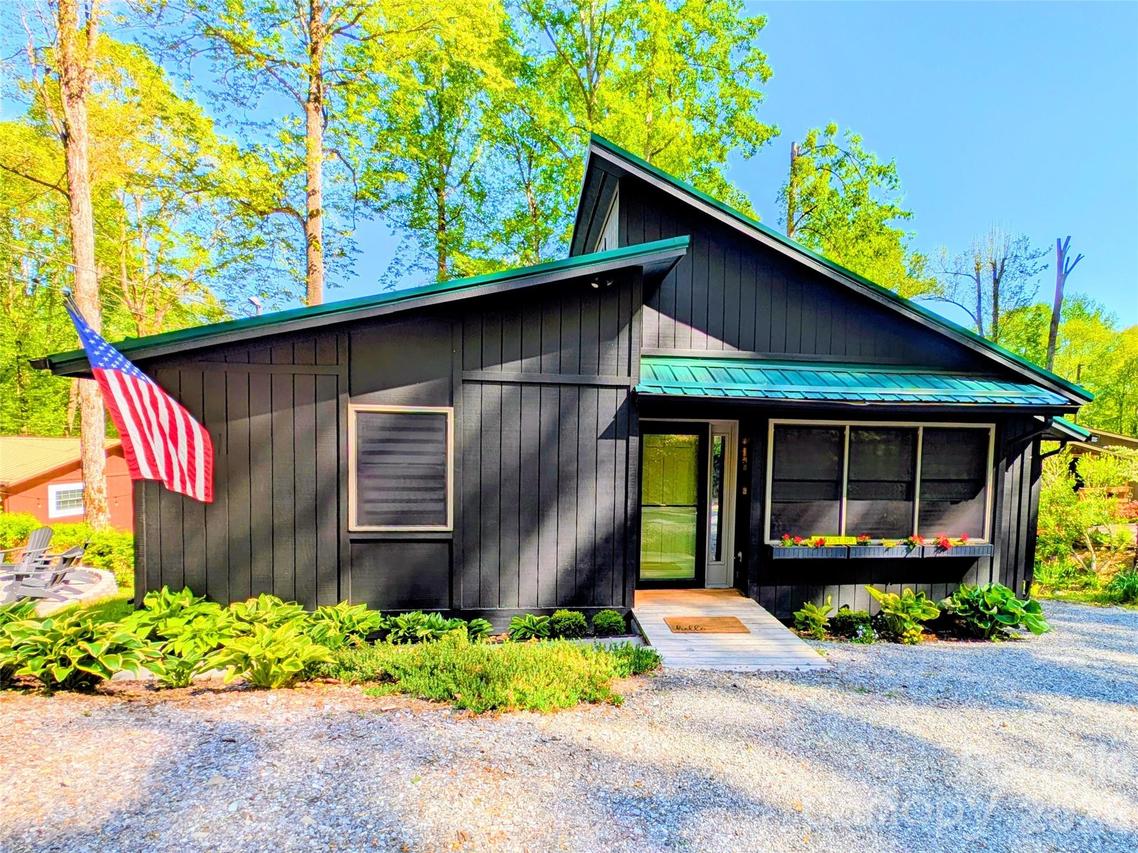 191 Forest Dr., Maggie Valley, NC 28751