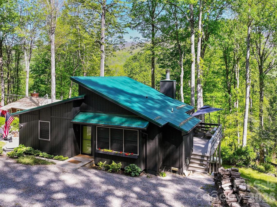 191 Forest Dr., Maggie Valley, NC 28751