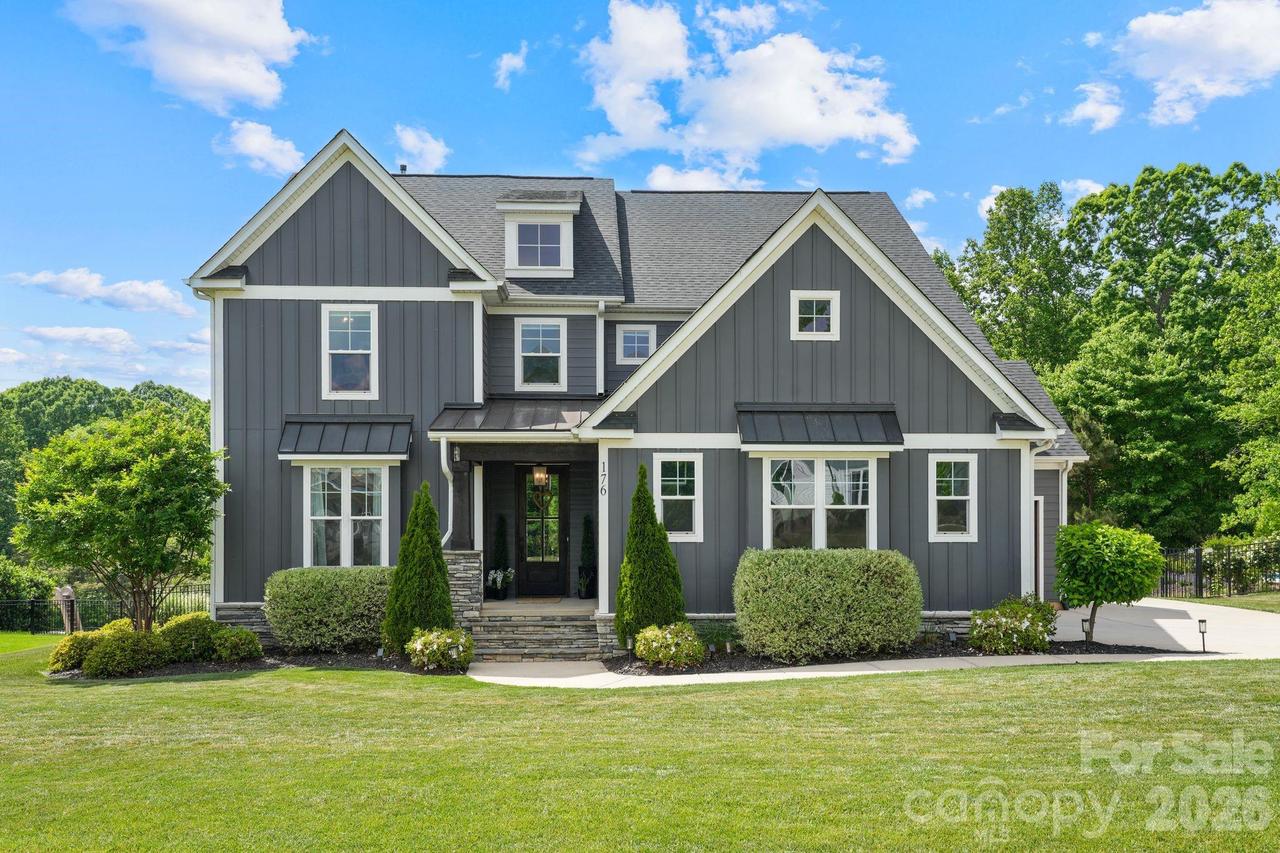 176 Hidden Meadows Dr., Mooresville, NC 28117