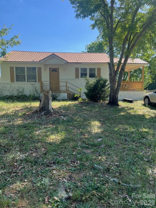 1612 Hawfield Rd., Charlotte, NC 28214