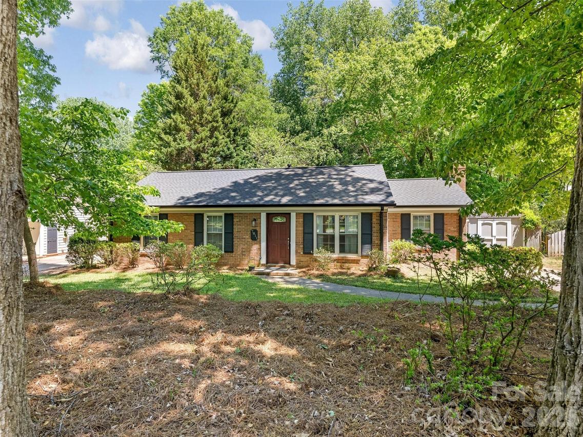 7811 Winterset Dr., Charlotte, NC 28270